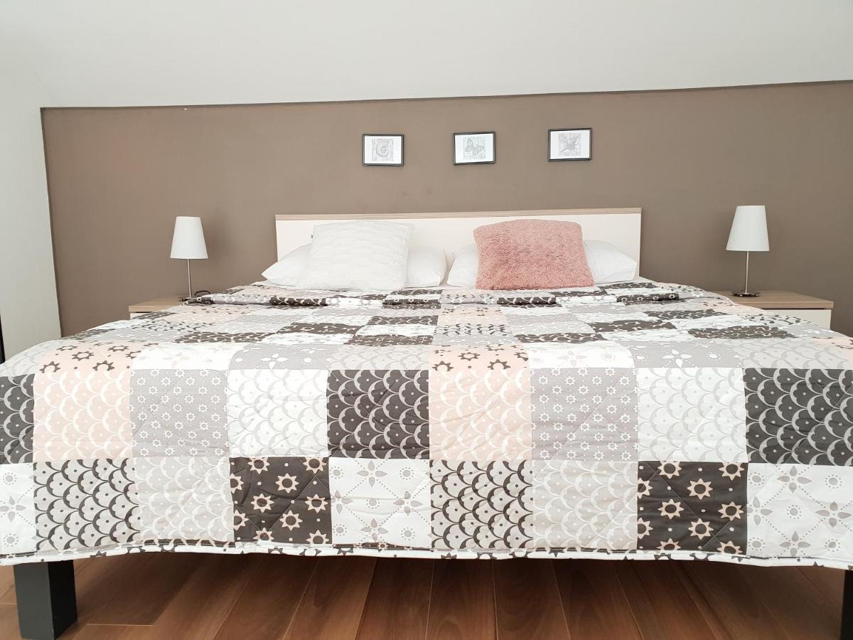 Apartments Skocic Vodice Ngoại thất bức ảnh