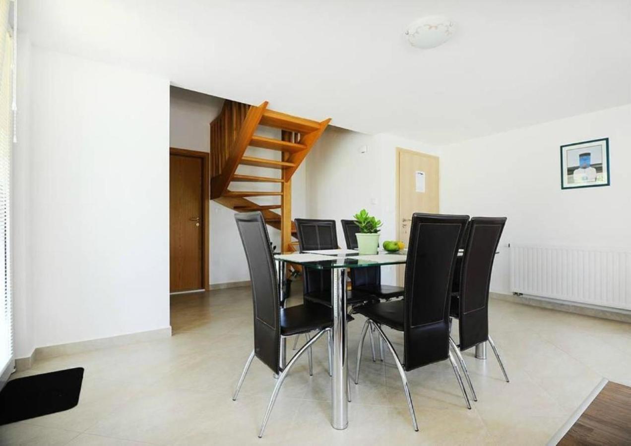 Apartments Skocic Vodice Ngoại thất bức ảnh