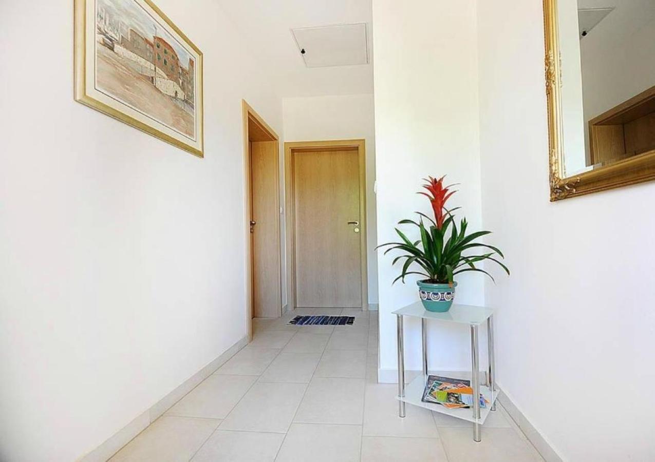 Apartments Skocic Vodice Ngoại thất bức ảnh